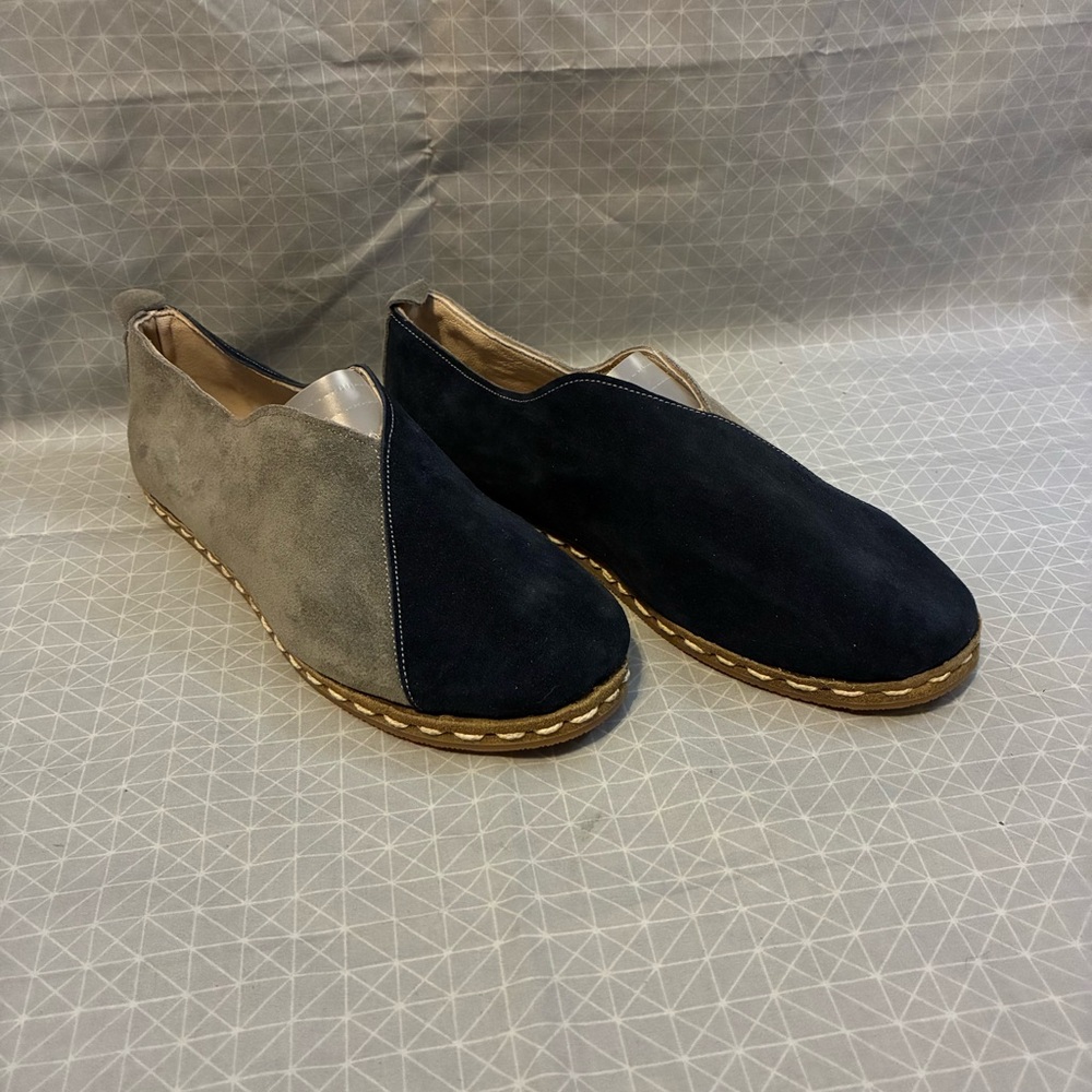 JanJan Two-Tone Suede Turkish Loafers 40